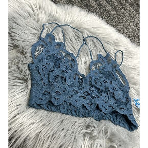 Free People FP One‎ Adella Crochet Lace Bralette Navy Blue Top Size Medium NWT - Picture 2 of 3